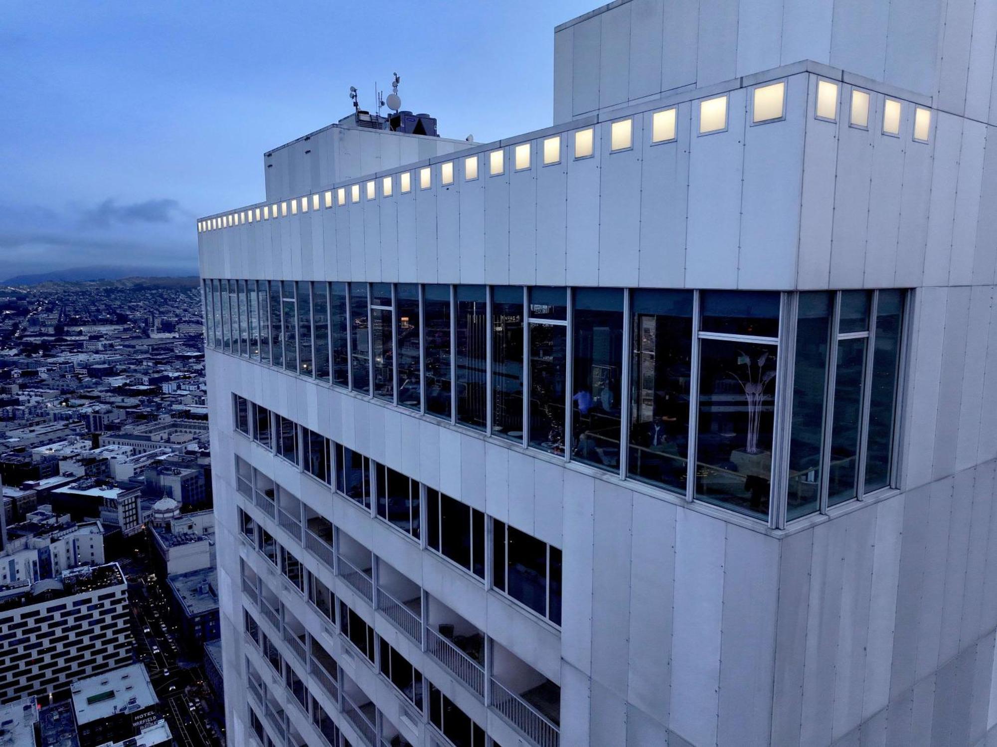 Hilton Union Square Hotel 4*